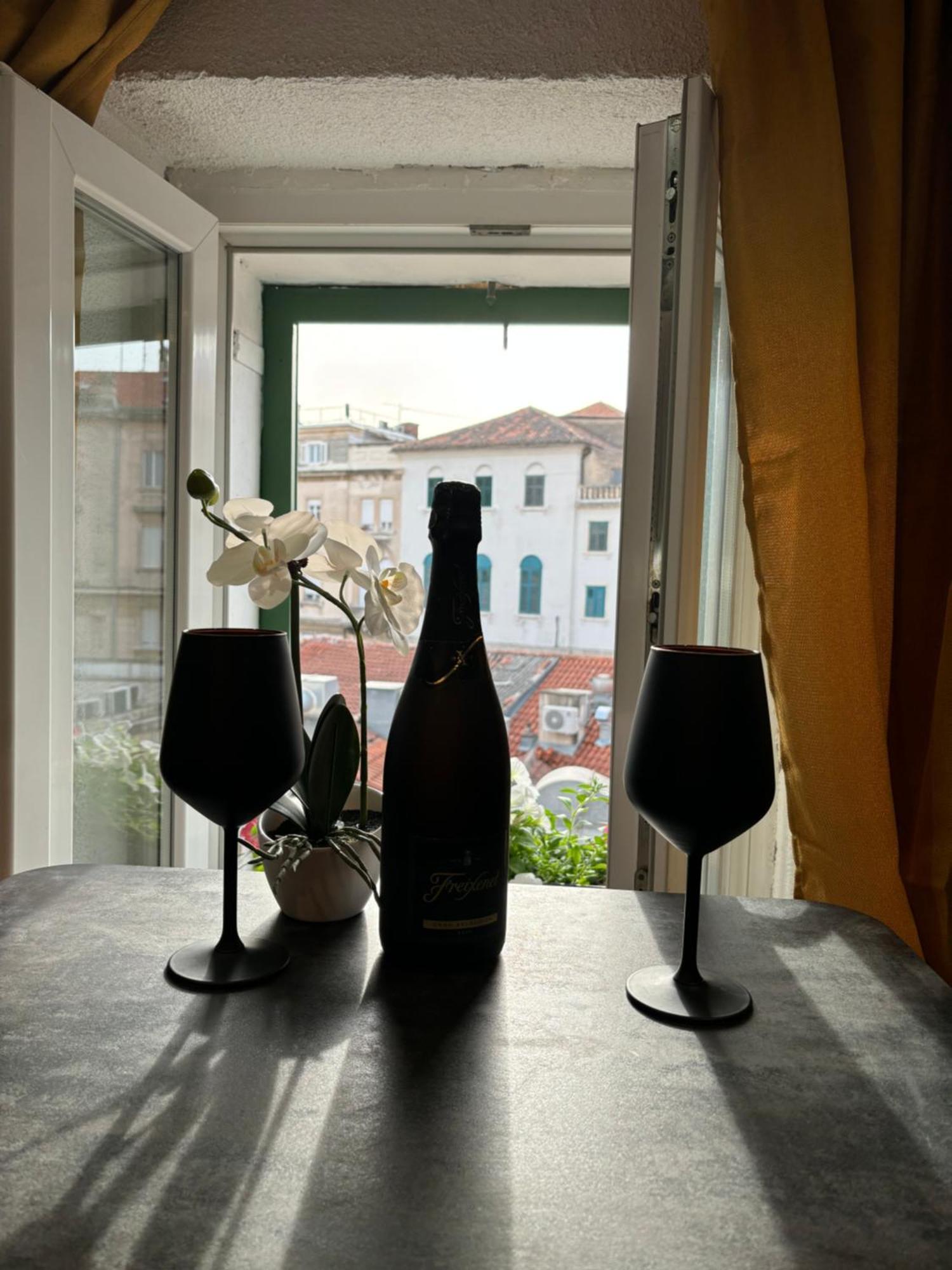 Vale Hotel Сплит Екстериор снимка