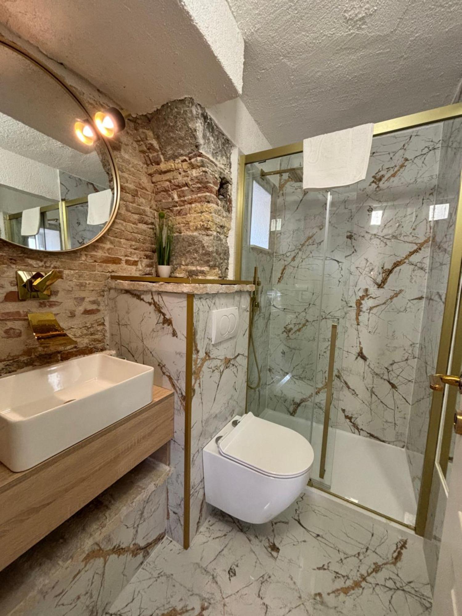 Vale Hotel Сплит Екстериор снимка