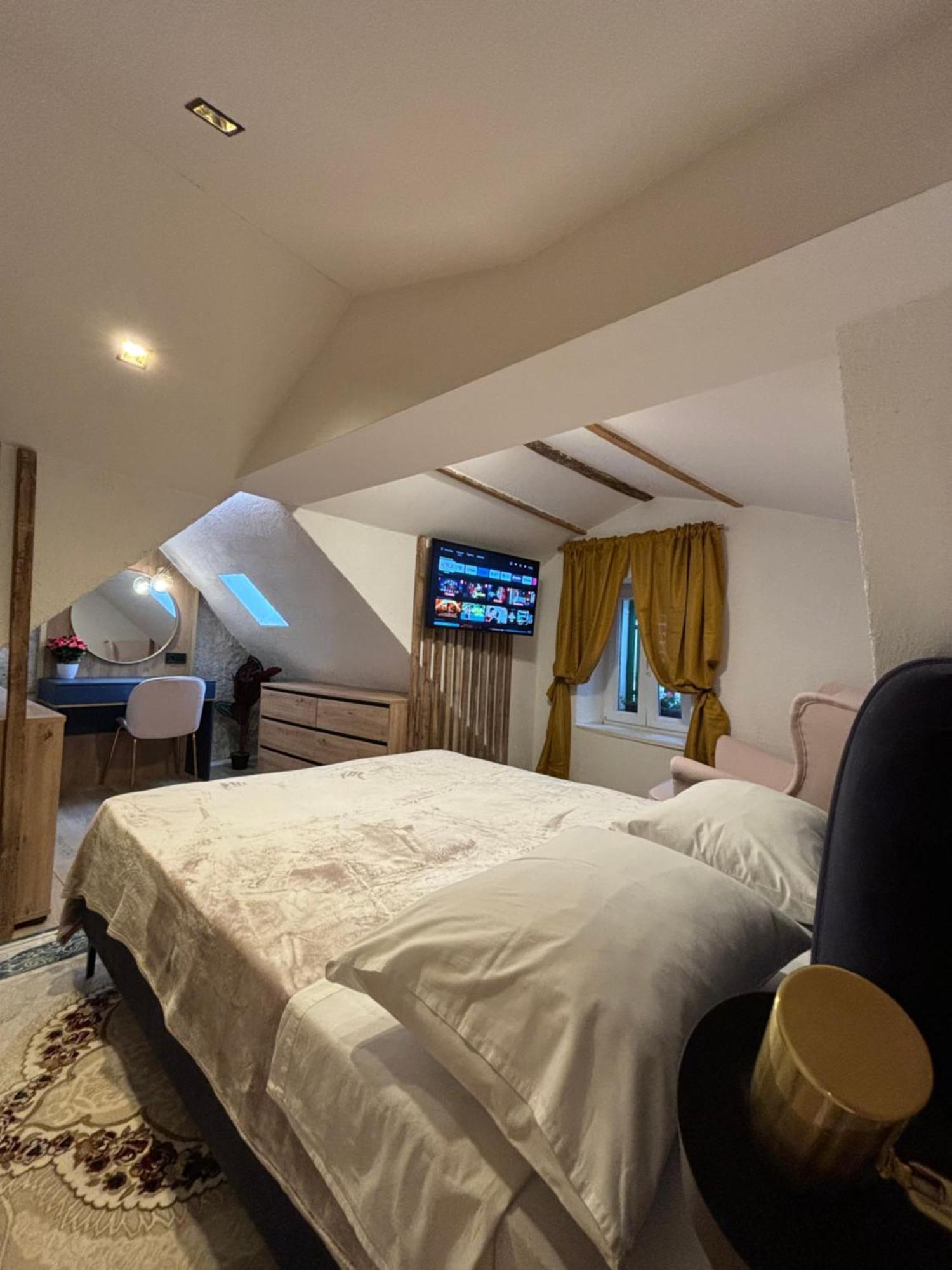 Vale Hotel Сплит Екстериор снимка